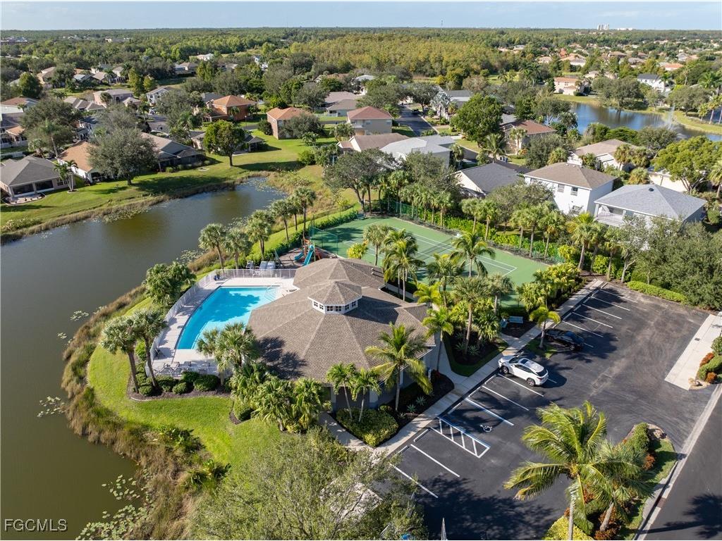 12715 Aston Oaks Drive Fort Myers FL 33912 2025017990 image39