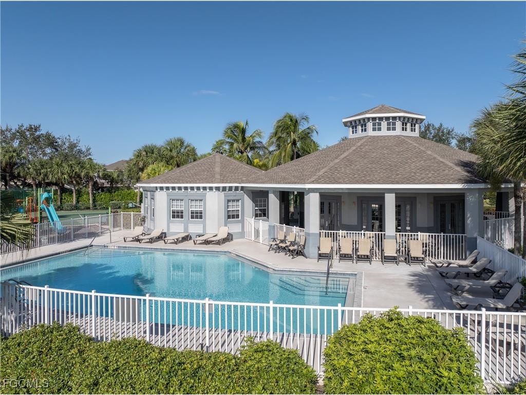 12715 Aston Oaks Drive Fort Myers FL 33912 2025017990 image43