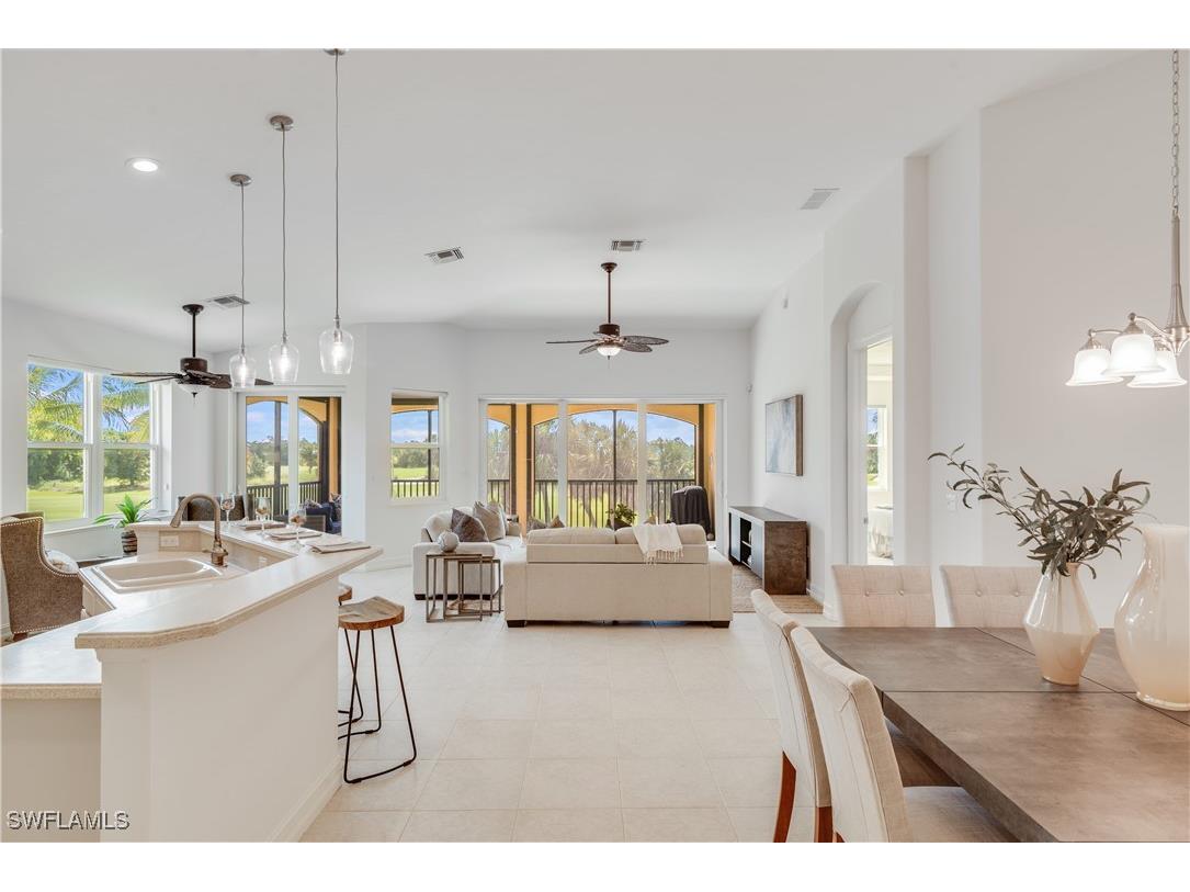 1272 Rialto Way #201 Naples FL 34114 225039528 image4