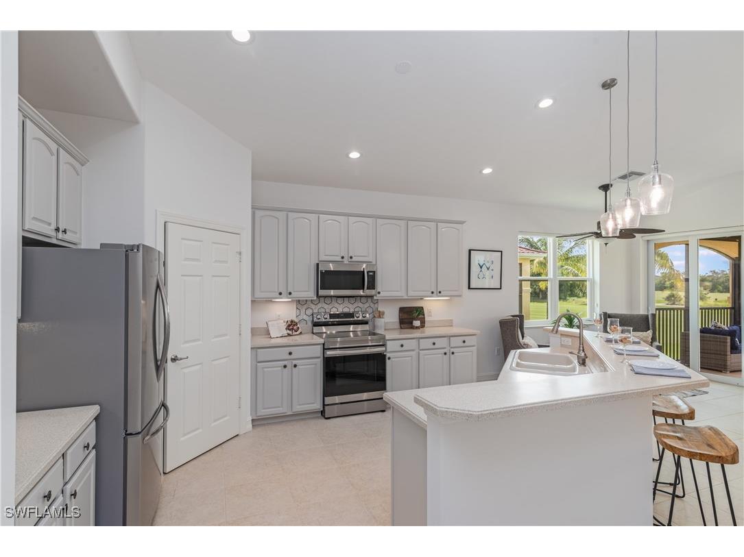 1272 Rialto Way #201 Naples FL 34114 225039528 image9