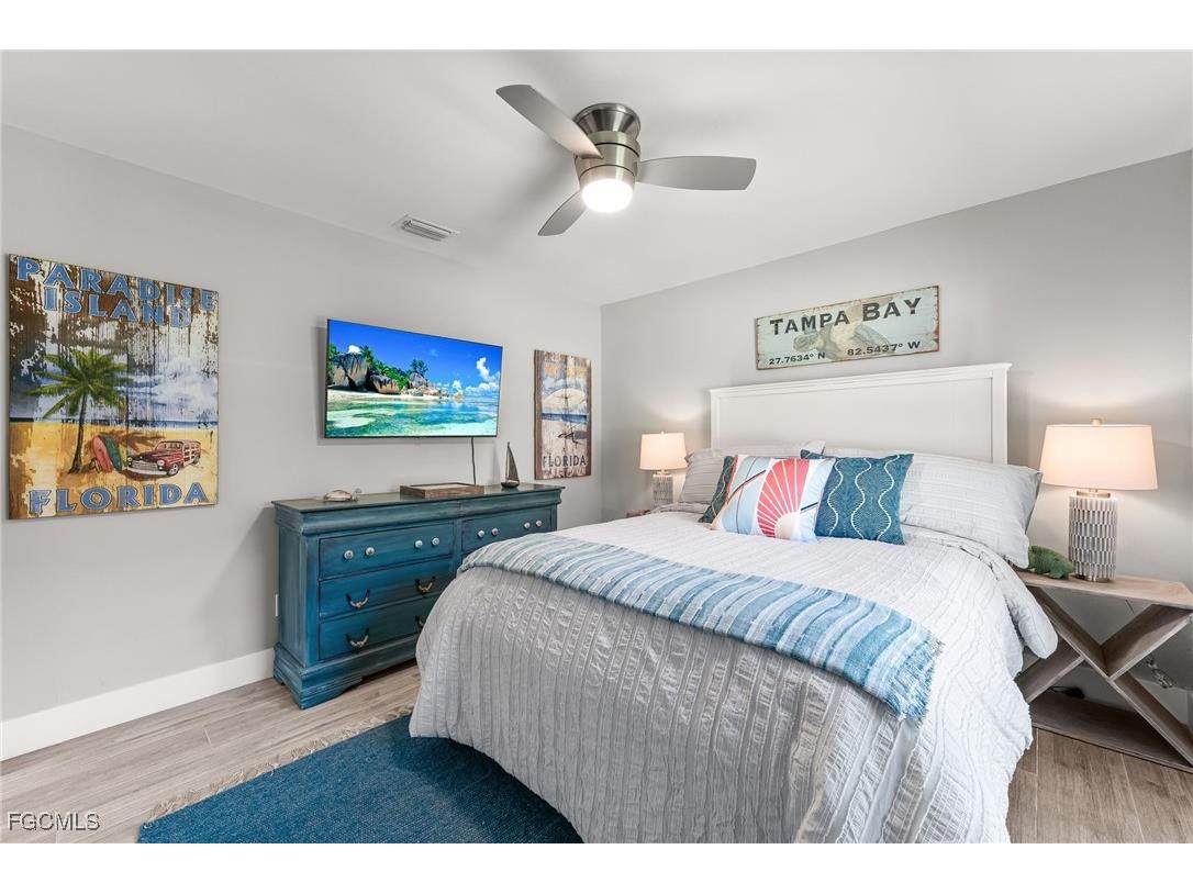 12721 Meadow Pine Lane Fort Myers FL 33913 2025015889 image27