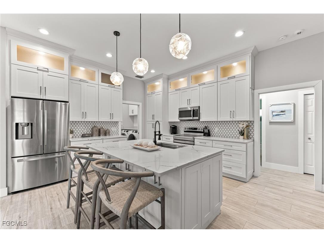 12721 Meadow Pine Lane Fort Myers FL 33913 2025015889 image8