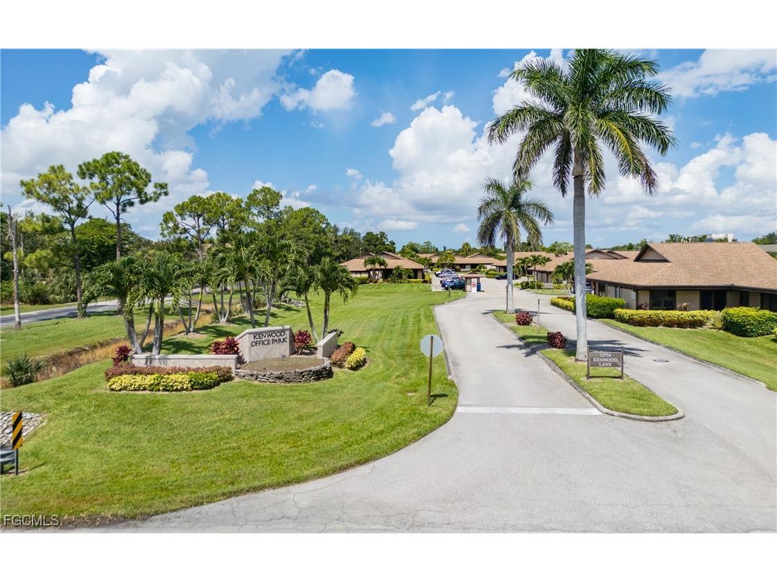 12734 Kenwood Lane #44 Fort Myers FL 33907 2025021324 image27