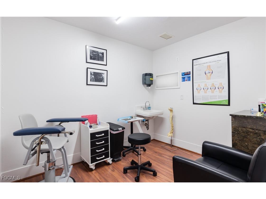 12734 Kenwood Lane #44 Fort Myers FL 33907 2025021324 image9