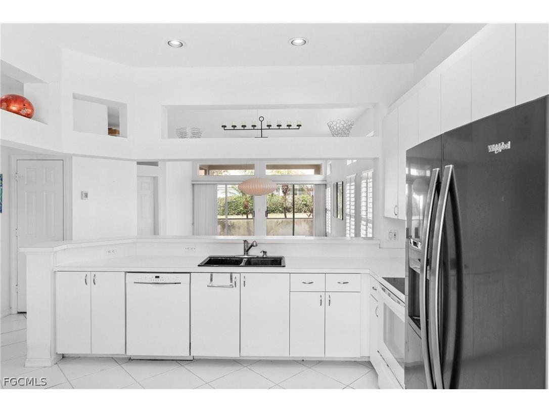 12739 Devonshire Lakes Circle Fort Myers FL 33913 2026009827 image11