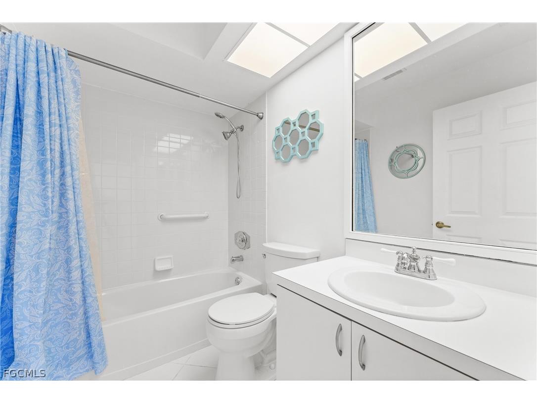 12739 Devonshire Lakes Circle Fort Myers FL 33913 2026009827 image18