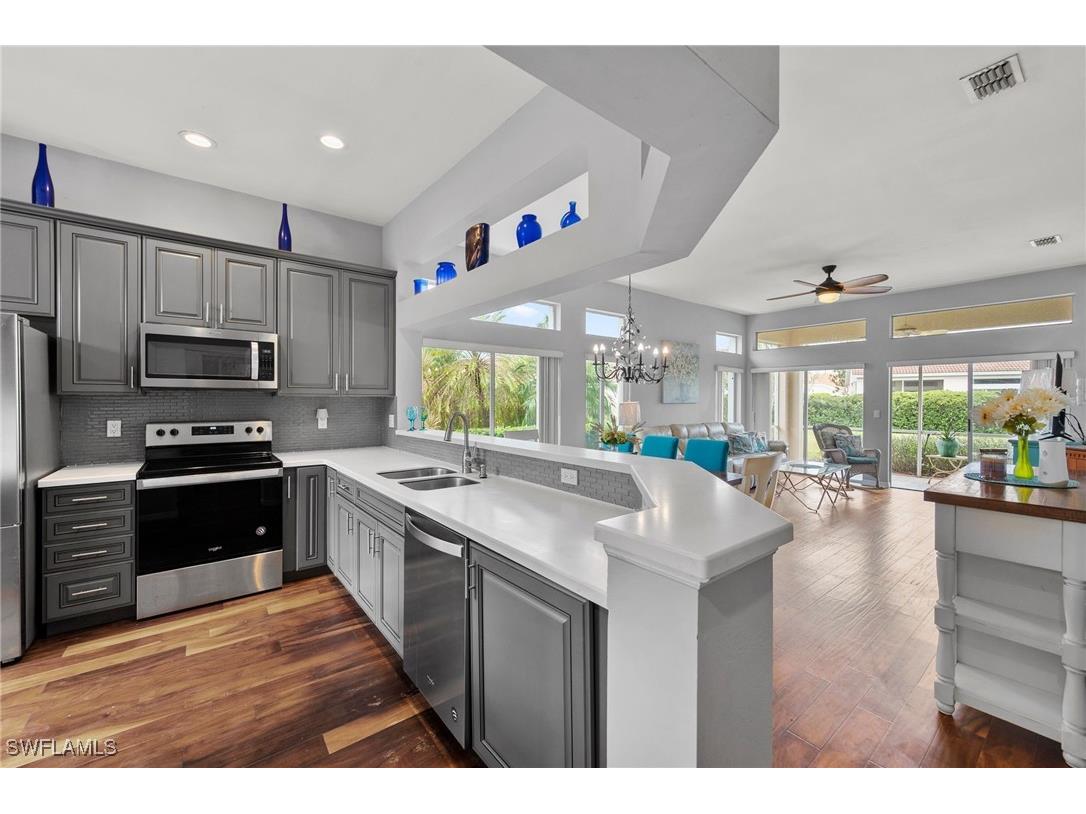 12743 Devonshire Lakes Circle Fort Myers FL 33913 224082582 image1