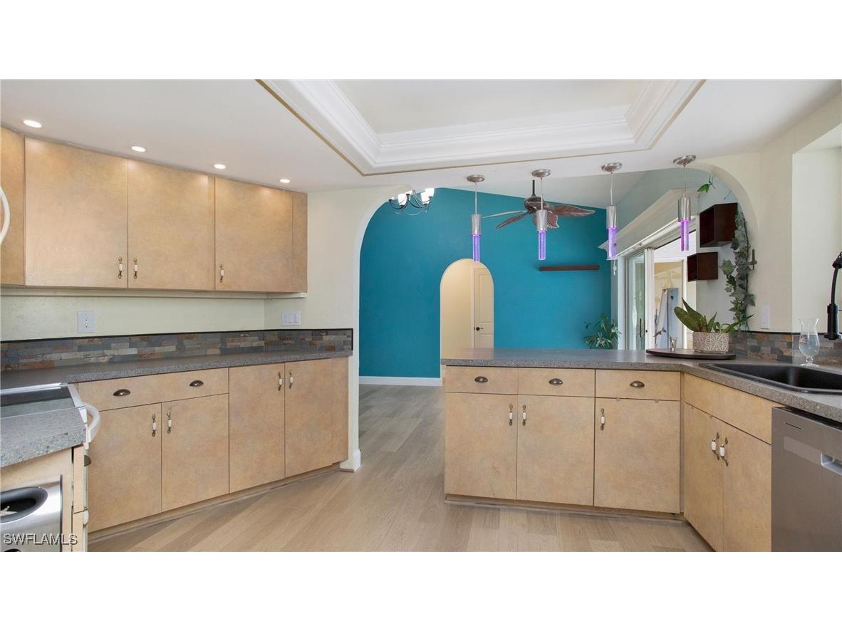 12747 Chatham Drive Fort Myers FL 33908 225066405 image6