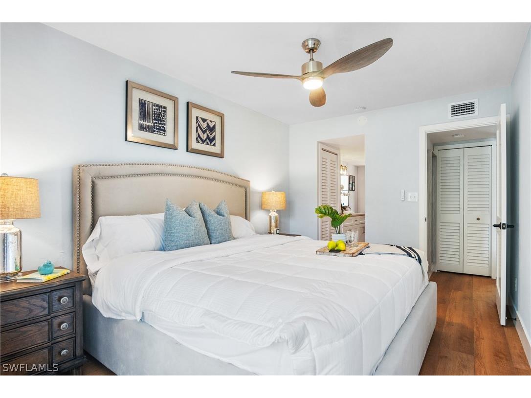 1275 7th Avenue N #201 Naples FL 34102 226008738 image18