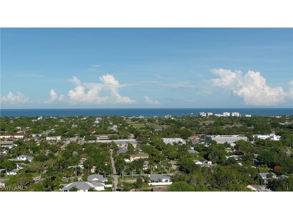 1275 7th Avenue N #201 Naples FL 34102 226008738 image37