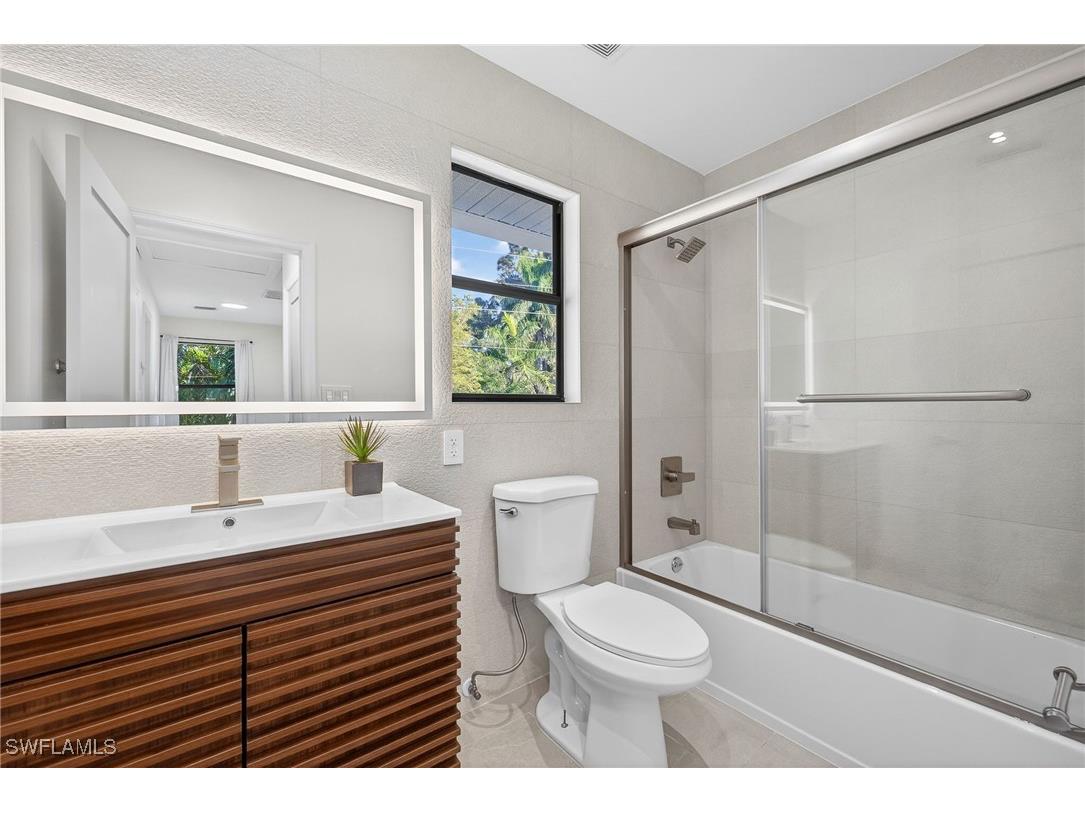 1275 8th Avenue N Naples FL 34102 226003361 image22
