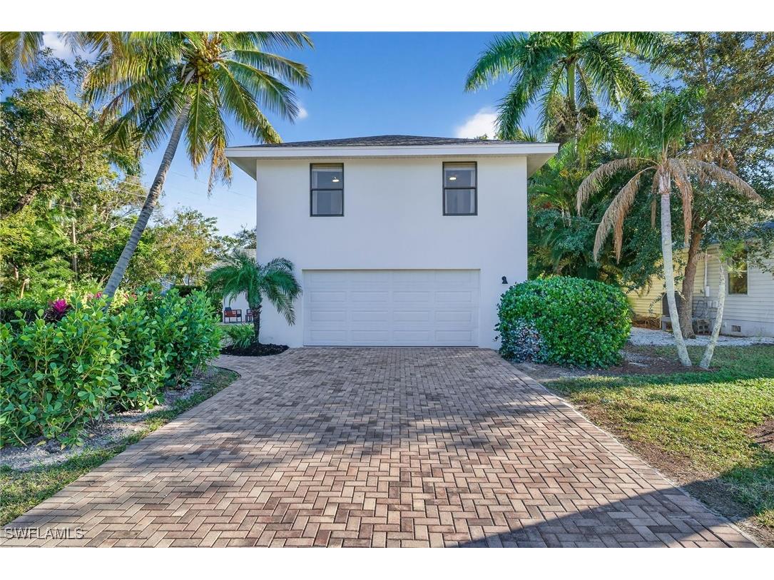 1275 8th Avenue N Naples FL 34102 226003361 image24