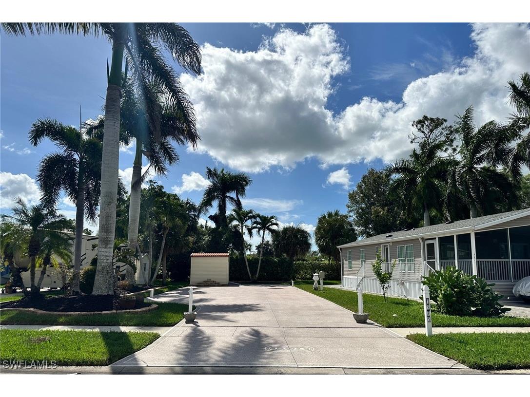 1275 Silver Lakes Boulevard Naples FL 34114 225055706 image1