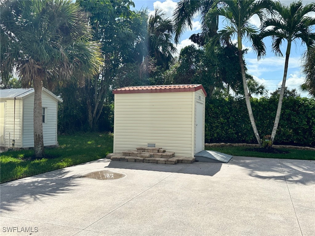 1275 Silver Lakes Boulevard Naples FL 34114 225055706 image5