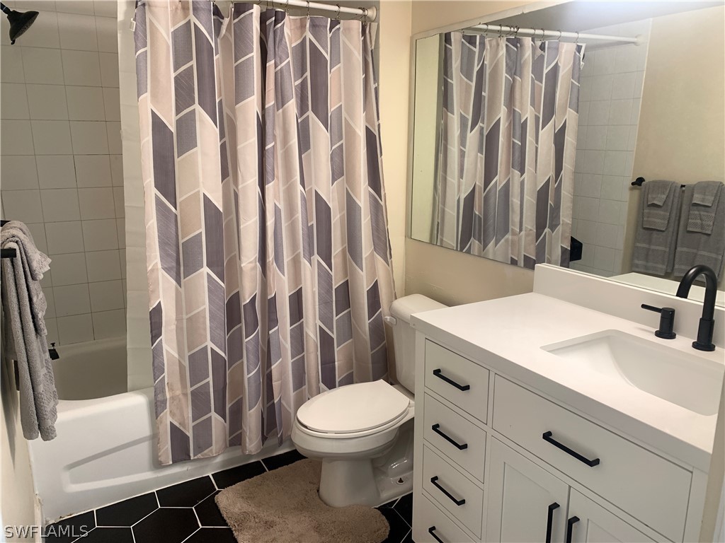 1275 Wildwood Lakes Boulevard #2-108 Naples FL 34104 226010588 image11