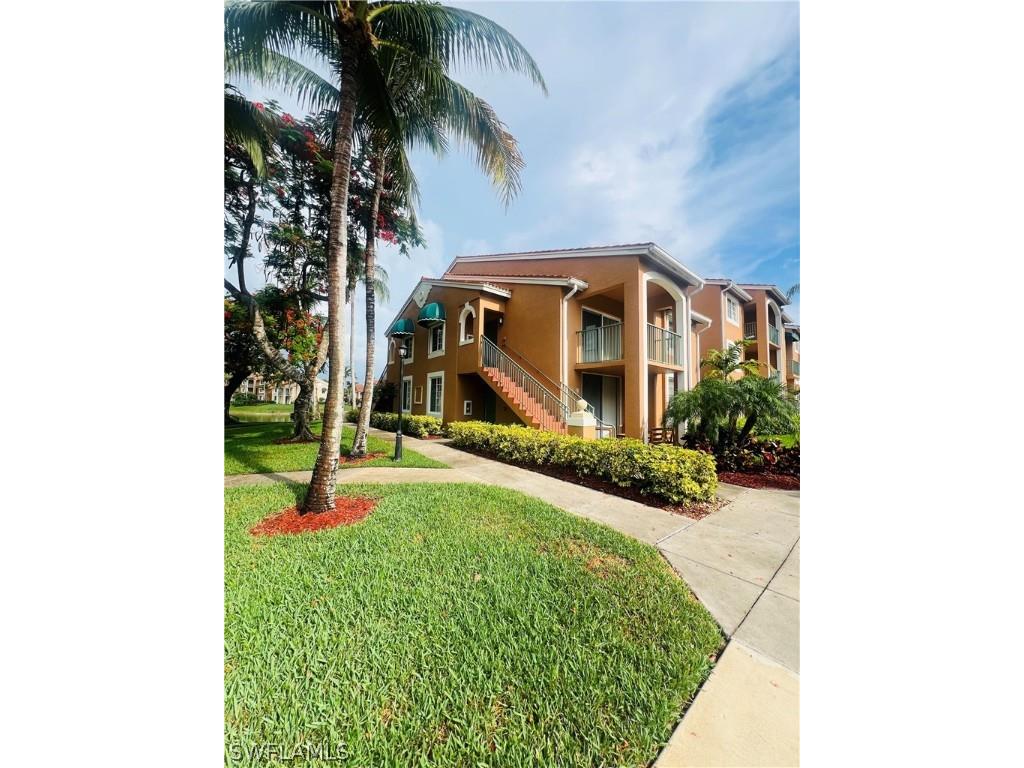 1275 Wildwood Lakes Boulevard #2 Naples FL 34104 224050401 image1