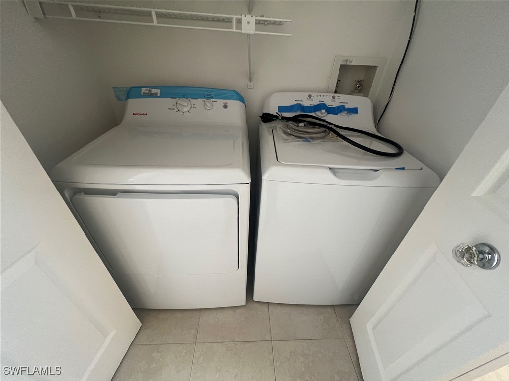 1275 Wildwood Lakes Boulevard #202 Naples FL 34104 225066747 image14