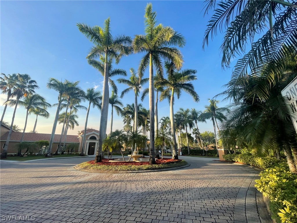 1275 Wildwood Lakes Boulevard #206 Naples FL 34104 223013605 image1