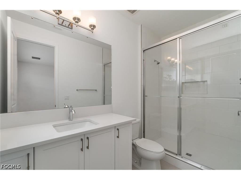 12750 Woodbury Drive Estero FL 33928 2026018820 image18