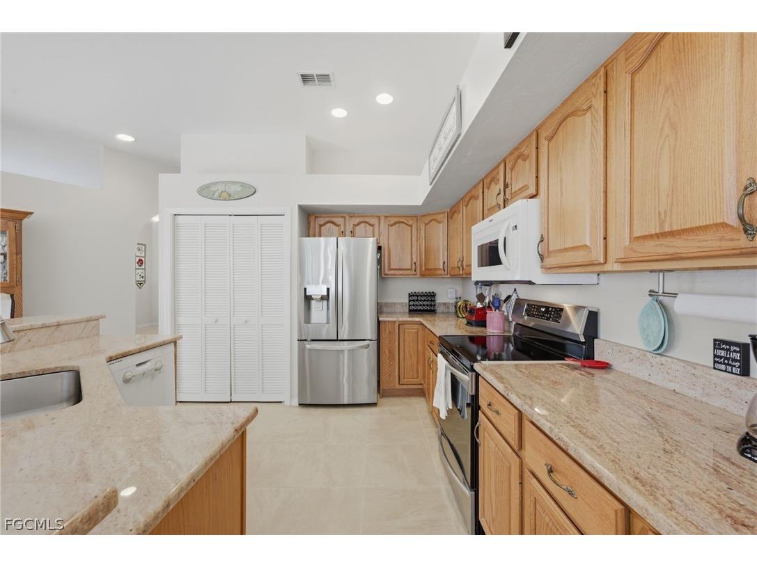 12751 Chartwell Drive Fort Myers FL 33912 2026007280 image13