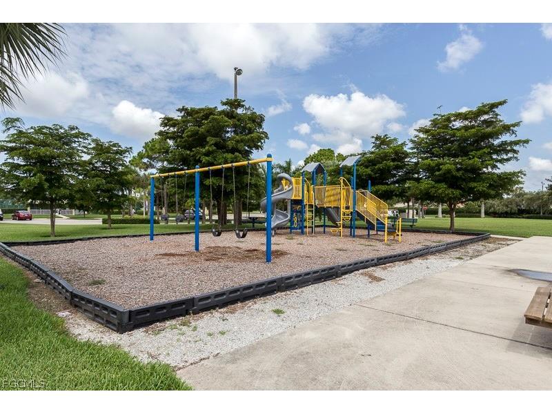 12751 Chartwell Drive Fort Myers FL 33912 2026007280 image47