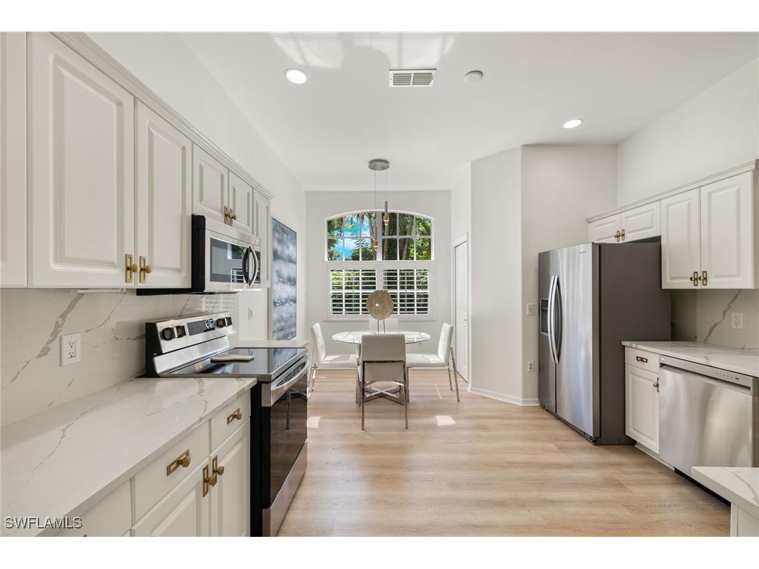 12756 Fox Ridge Drive Bonita Springs FL 34135 224063247 image1