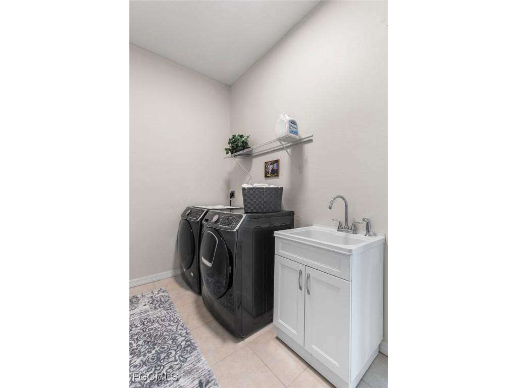 12756 Kedleston Circle Fort Myers FL 33912 2025012962 image33