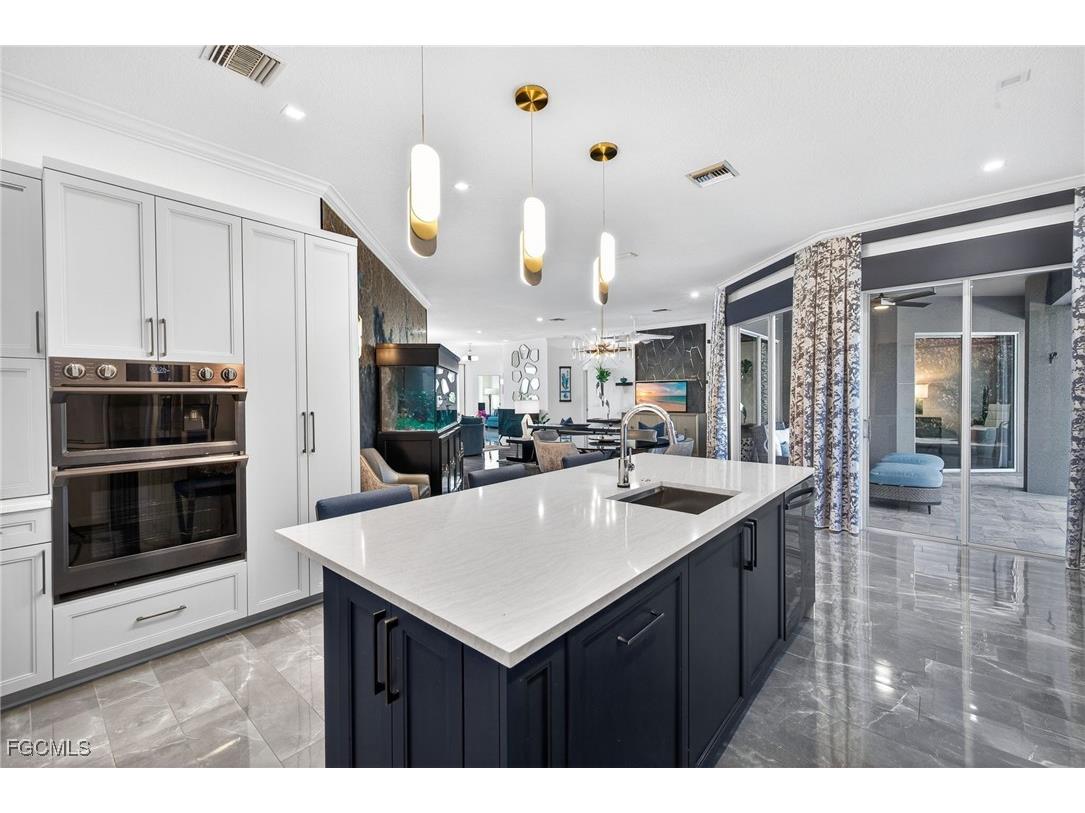 12756 Yacht Club Circle Fort Myers FL 33919 2026004922 image3