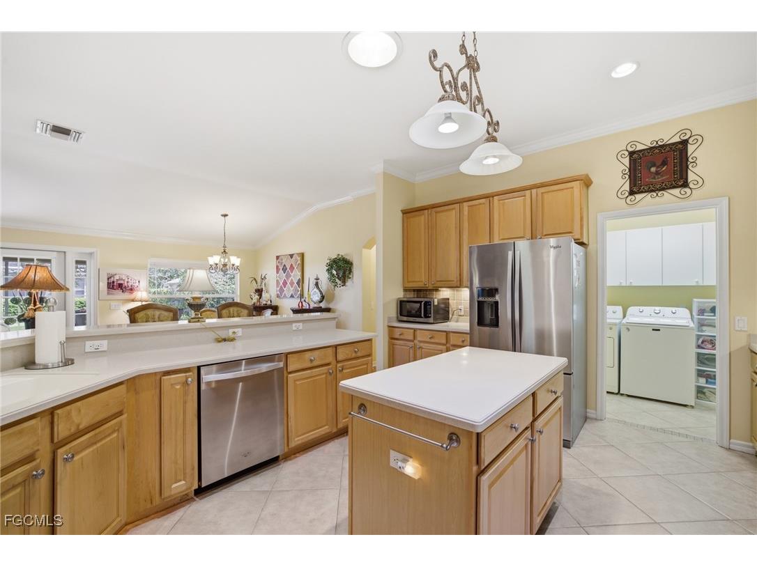 12757 Aston Oaks Drive Fort Myers FL 33912 2025019478 image13