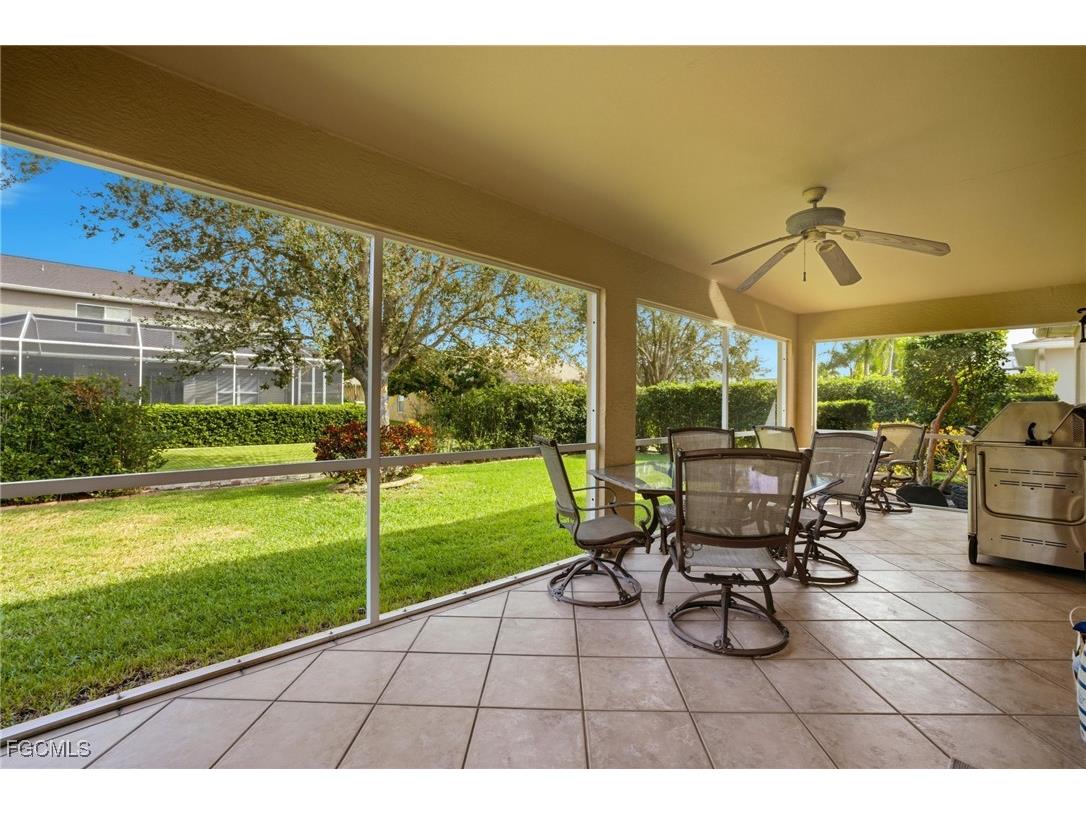 12757 Aston Oaks Drive Fort Myers FL 33912 2025019478 image40
