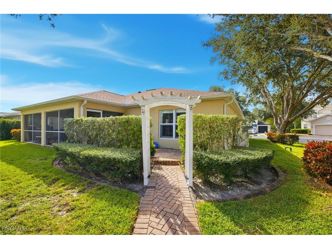 12757 Aston Oaks Drive Fort Myers FL 33912 2025019478 image43