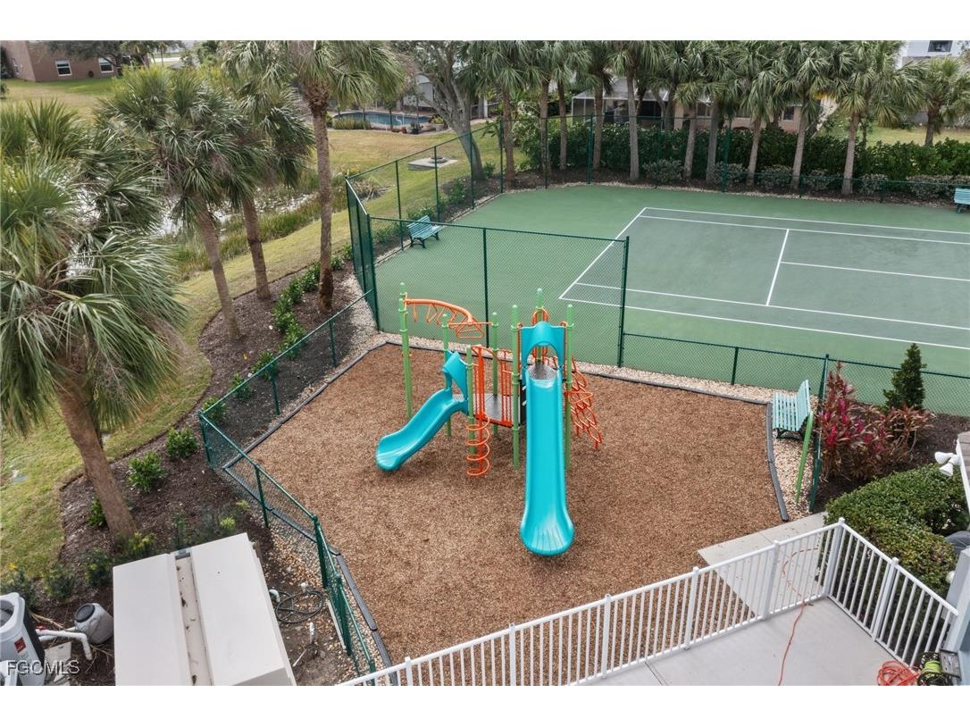 12757 Aston Oaks Drive Fort Myers FL 33912 2025019478 image49