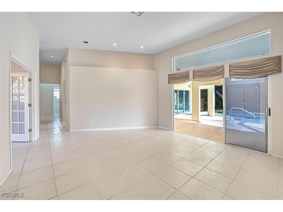 12761 Chartwell Drive Fort Myers FL 33912 2025022019 image15