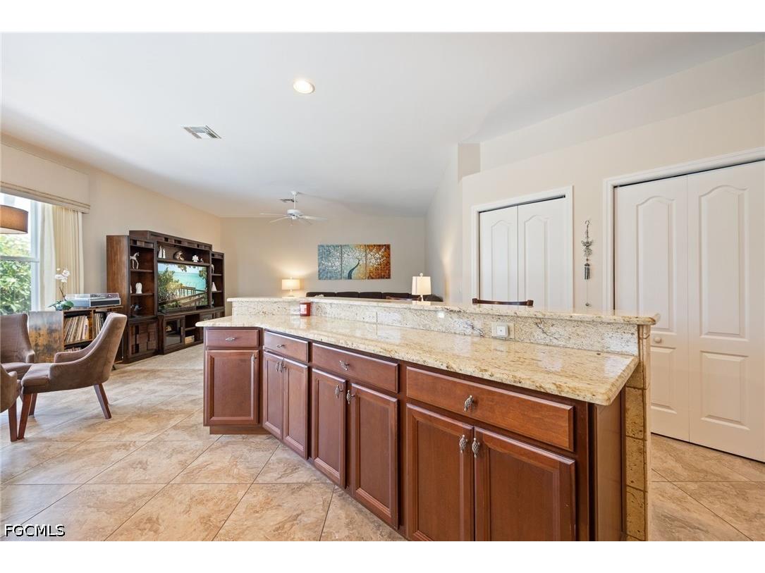 12762 Kedleston Circle Fort Myers FL 33912 2026028476 image11