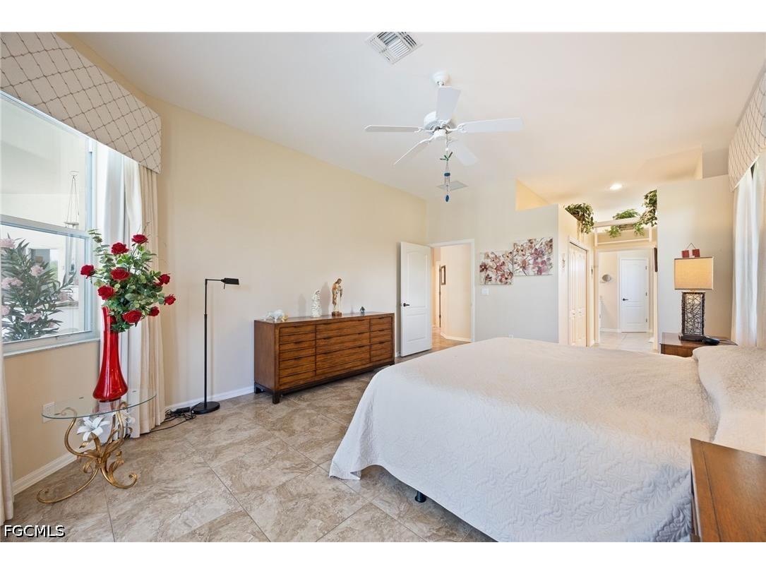 12762 Kedleston Circle Fort Myers FL 33912 2026028476 image21