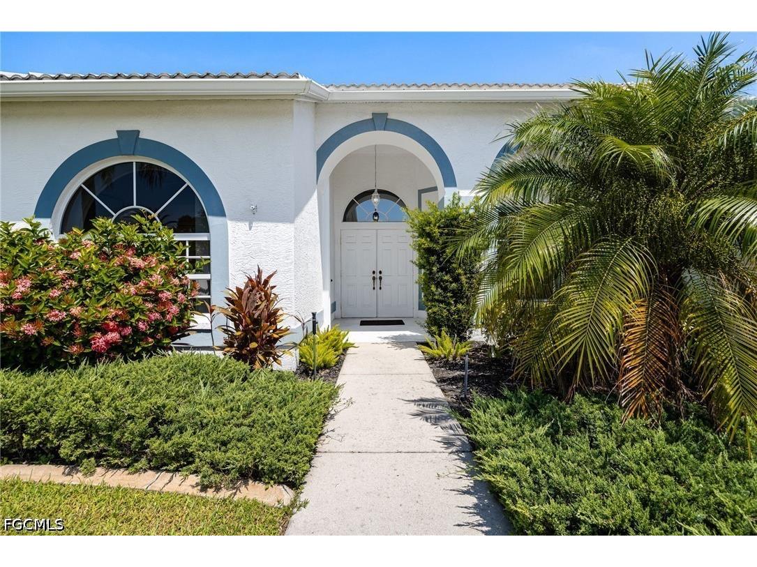 12762 Kedleston Circle Fort Myers FL 33912 2026028476 image3