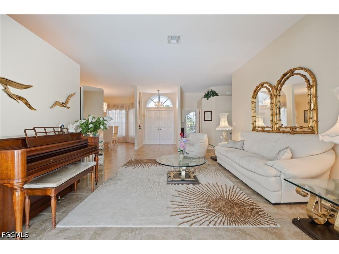 12762 Kedleston Circle Fort Myers FL 33912 2026028476 image7