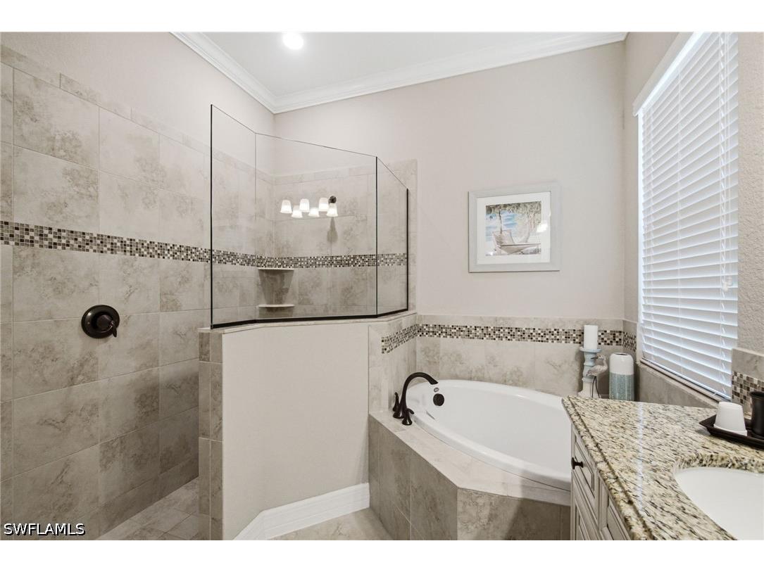12764 Kinross Lane Naples FL 34120 226022582 image10