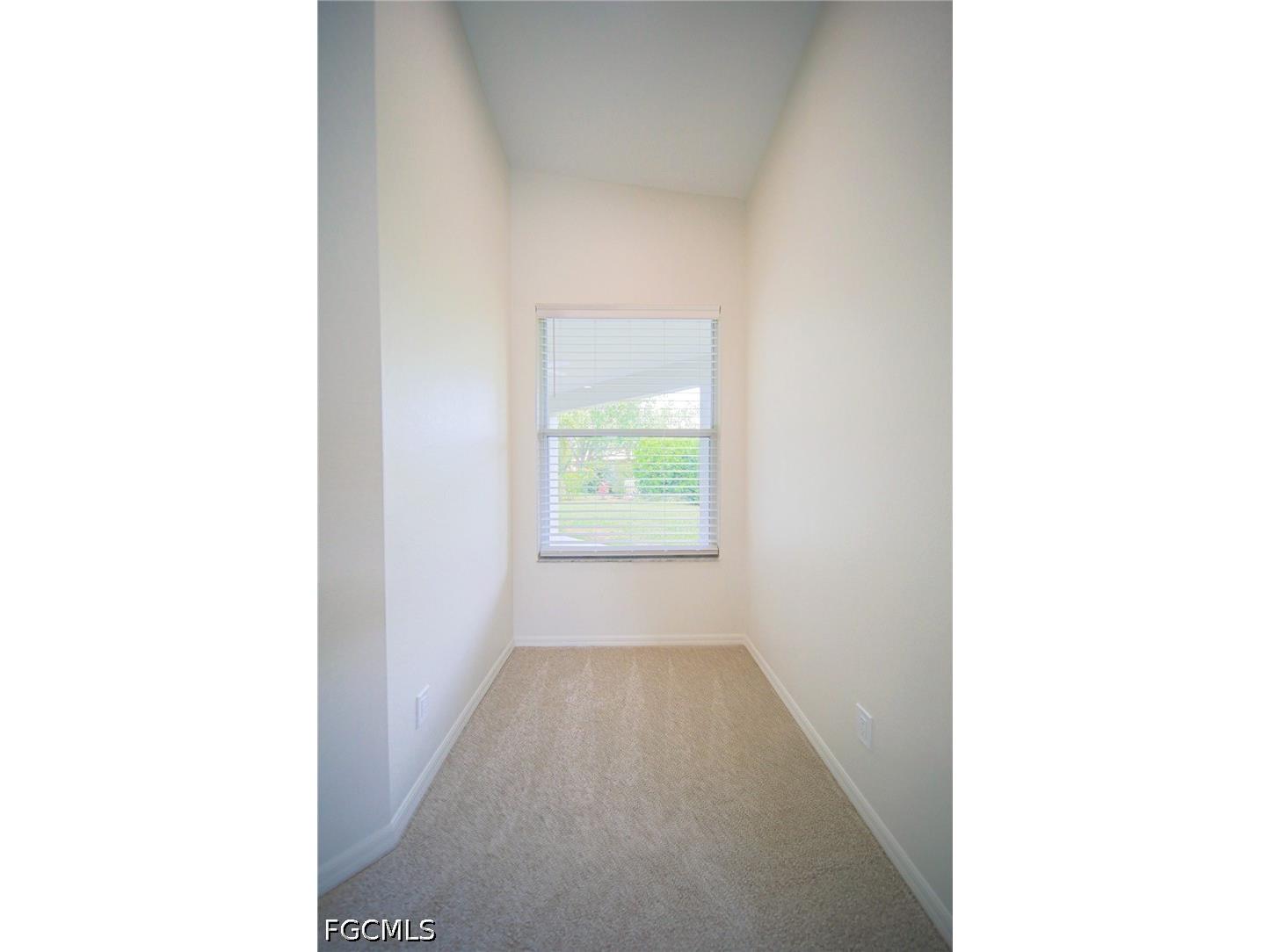12765 Aston Oaks Drive Fort Myers FL 33912 2026016925 image18