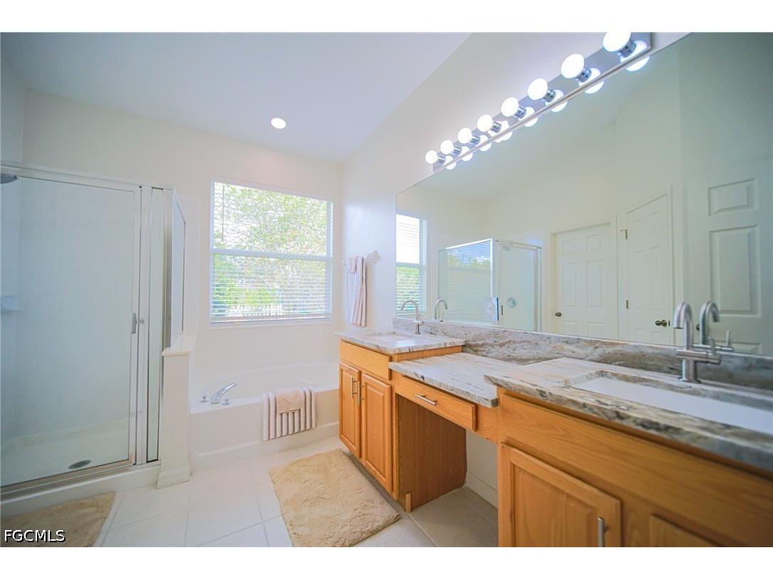 12765 Aston Oaks Drive Fort Myers FL 33912 2026016925 image20