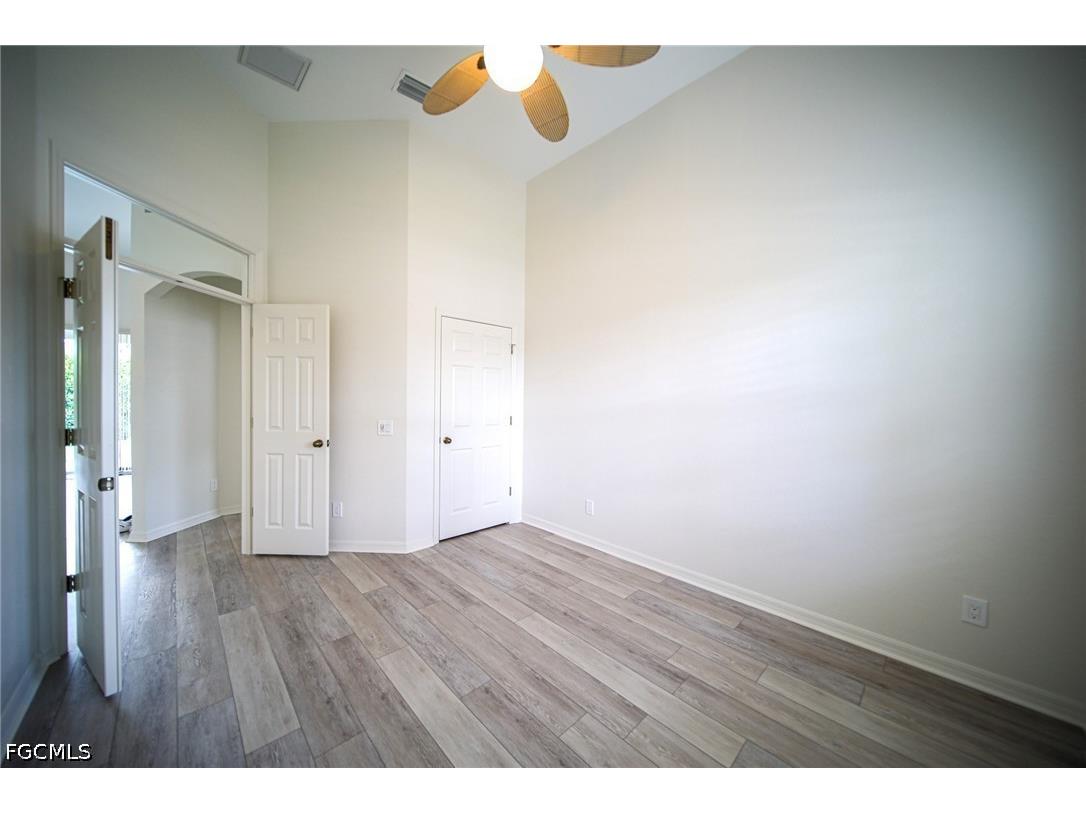 12765 Aston Oaks Drive Fort Myers FL 33912 2026016925 image25