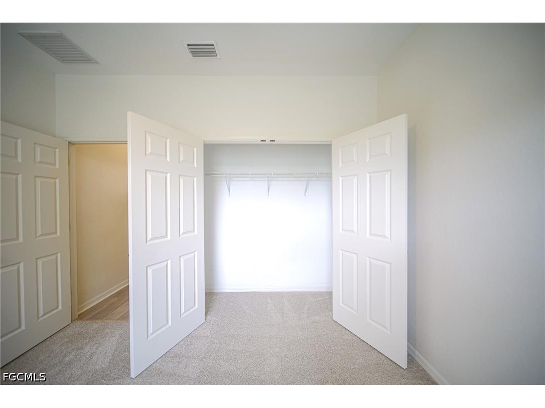 12765 Aston Oaks Drive Fort Myers FL 33912 2026016925 image30