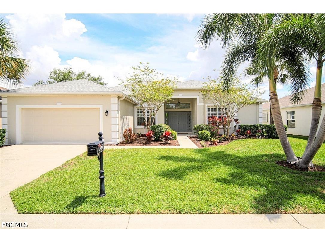 12765 Aston Oaks Drive Fort Myers FL 33912 2026016925 image34