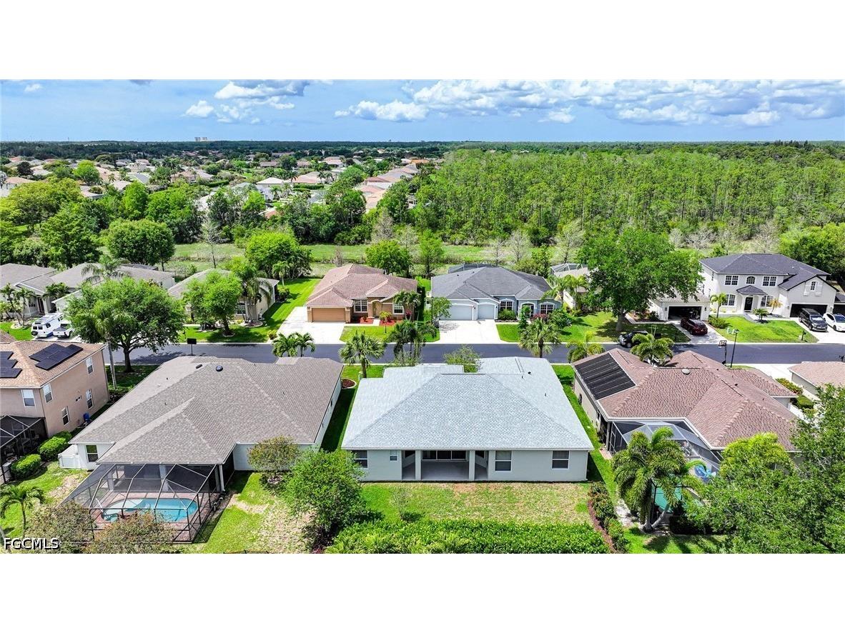 12765 Aston Oaks Drive Fort Myers FL 33912 2026016925 image37