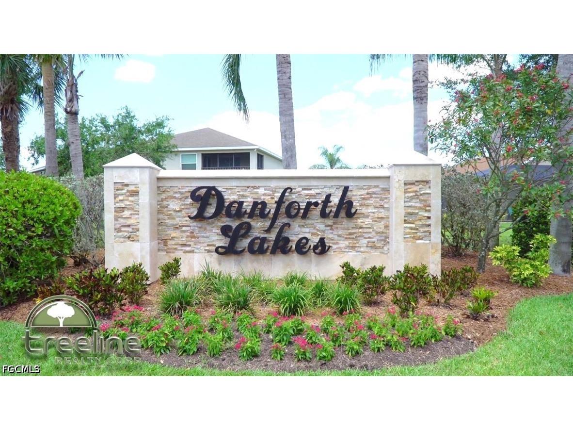 12765 Aston Oaks Drive Fort Myers FL 33912 2026016925 image39