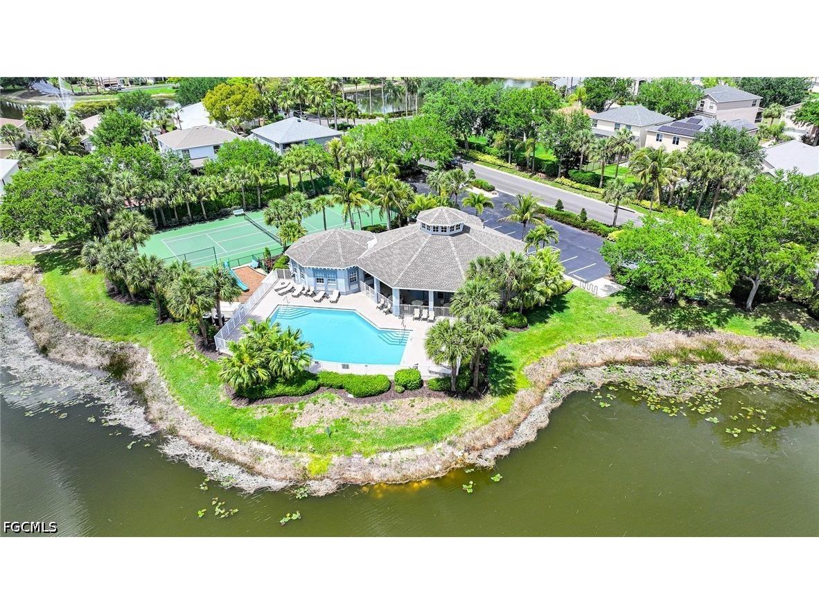 12765 Aston Oaks Drive Fort Myers FL 33912 2026016925 image40