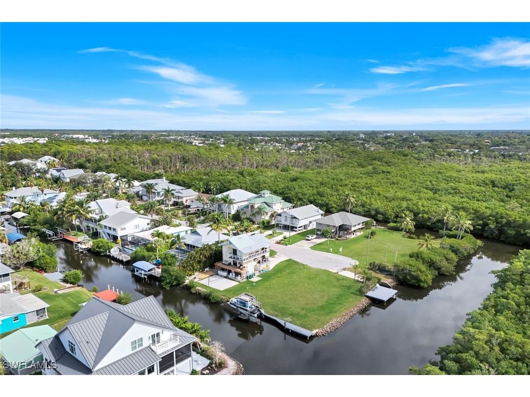 1277 Grand Canal Drive Naples FL 34110 225073903 image14