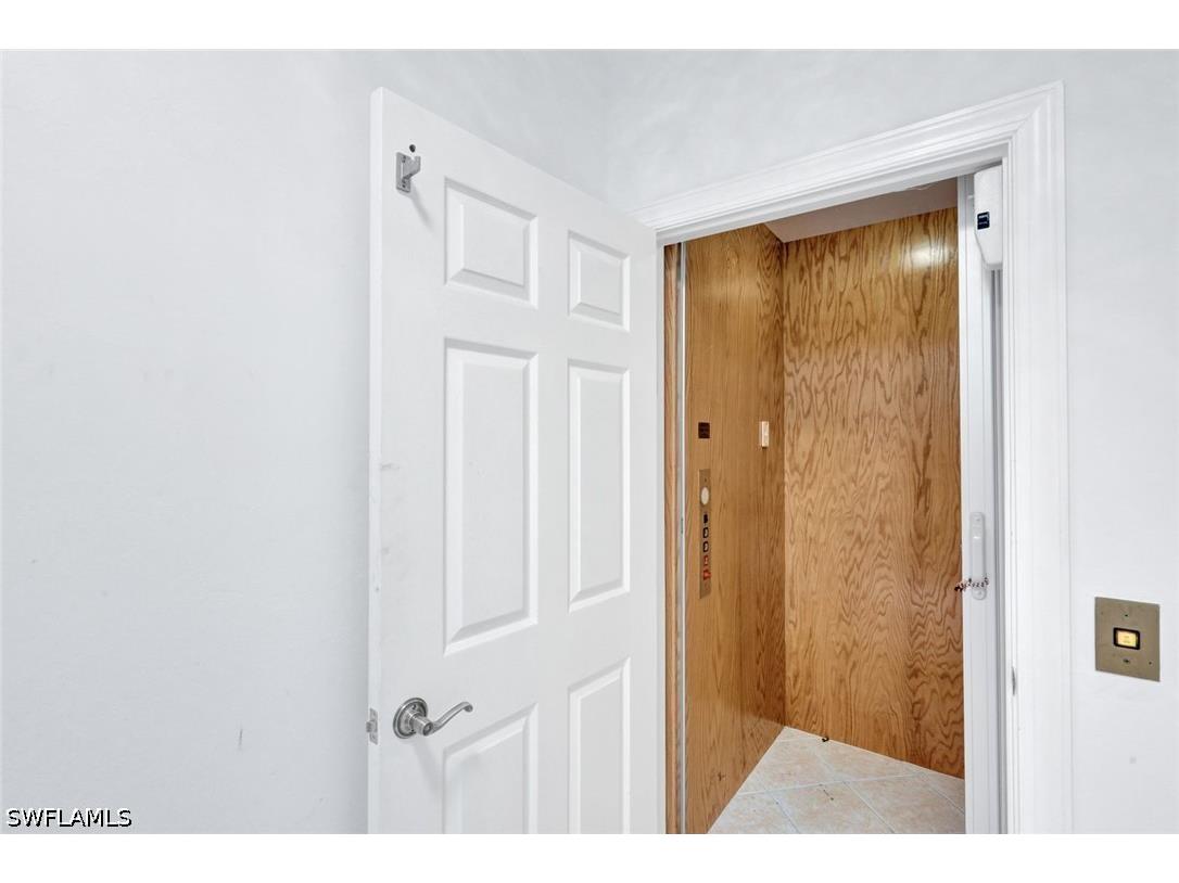 1277 Rialto Way #201 Naples FL 34114 226020774 image25