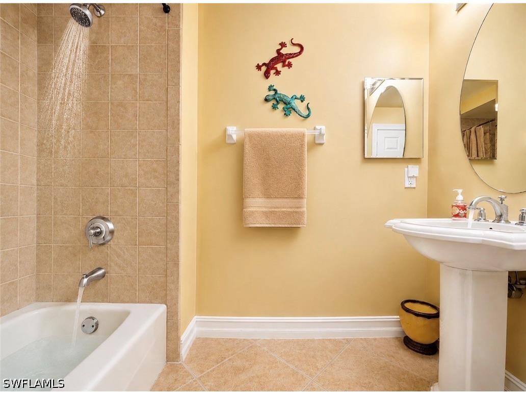 1277 Rialto Way #102 Naples FL 34114 226025429 image24