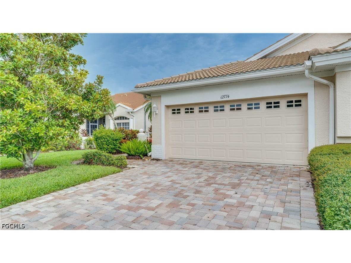 12774 Devonshire Lakes Circle Fort Myers FL 33913 2026031479 image3